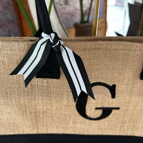 New Black and Tan Tote Bag with Monogram letter G - Picture 2 of 6